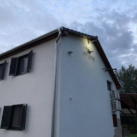 Siraly Apartman Hajdúnánás Exterior foto