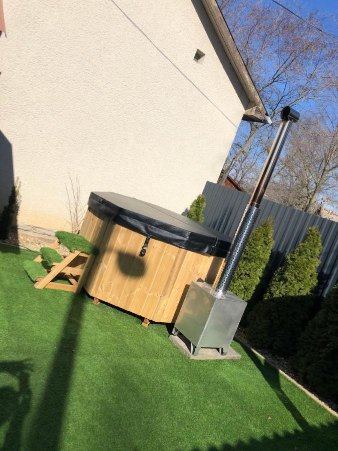Siraly Apartman Hajdúnánás Exterior foto