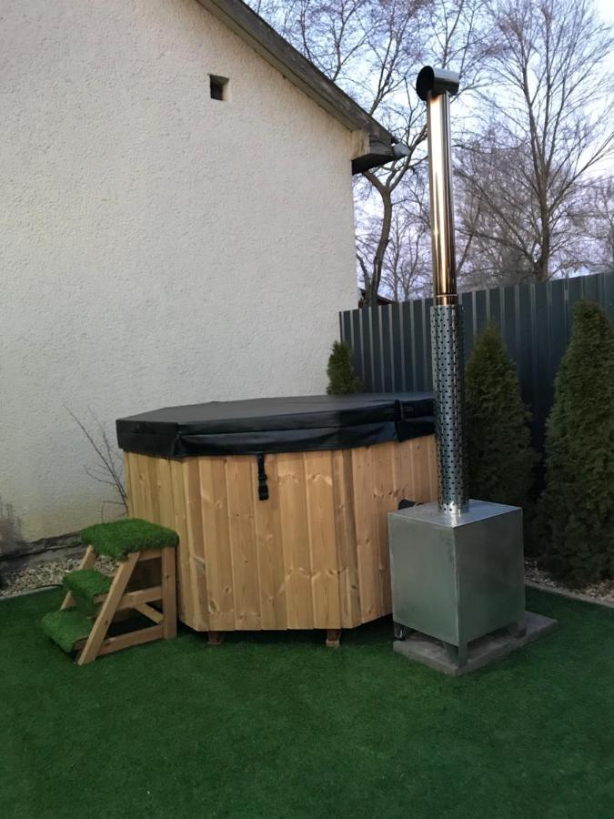 Siraly Apartman Hajdúnánás Exterior foto